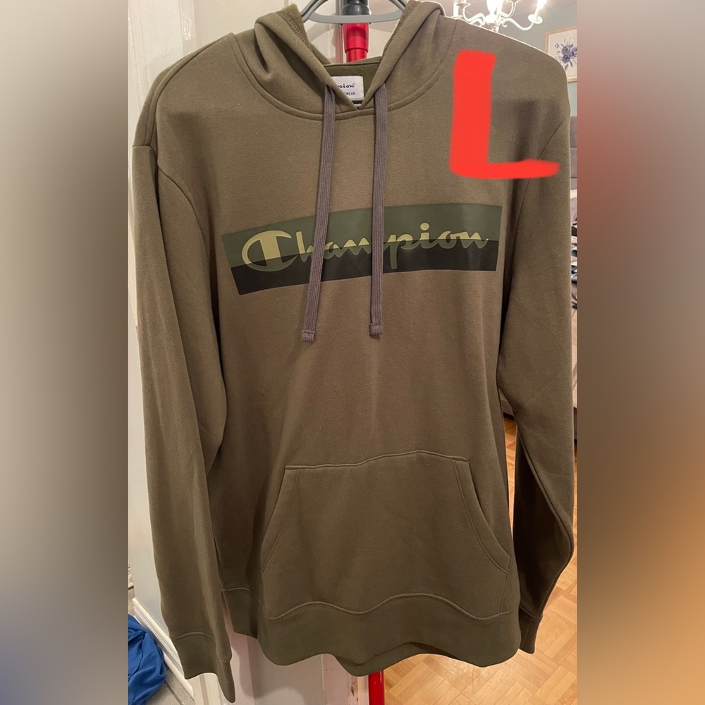 Green champion sweater (never worn)